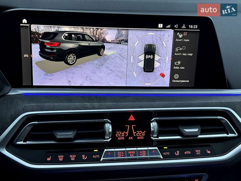 Внедорожник / Кроссовер BMW X5 2022 в Киеве