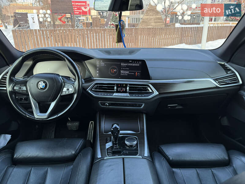 Внедорожник / Кроссовер BMW X5 2019 в Киеве