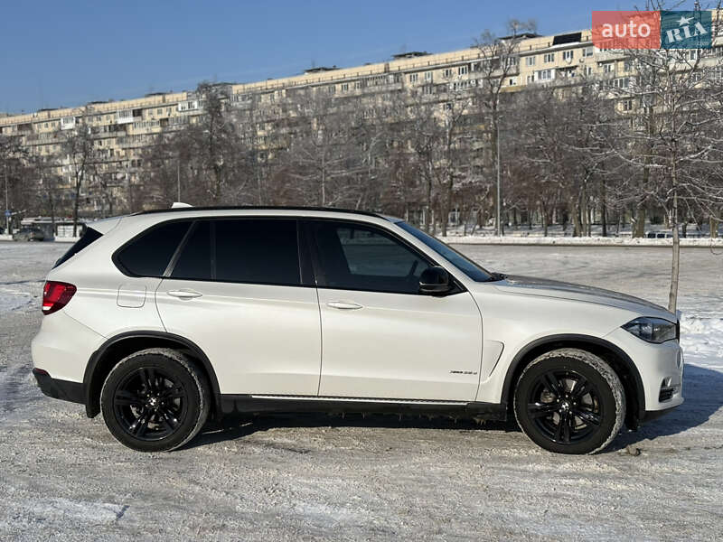 Внедорожник / Кроссовер BMW X5 2014 в Киеве