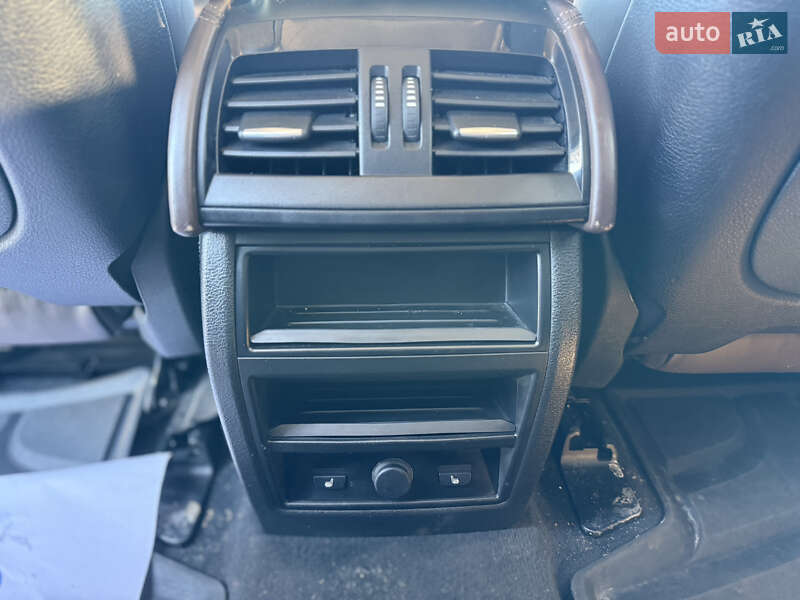 Внедорожник / Кроссовер BMW X5 2014 в Киеве