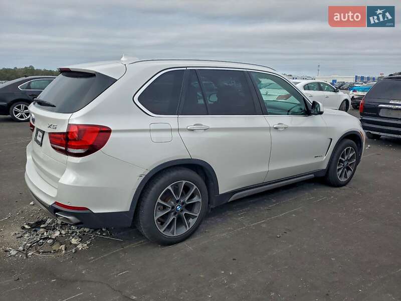 Внедорожник / Кроссовер BMW X5 2016 в Полтаве