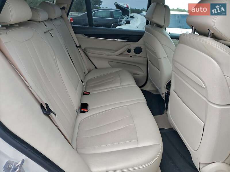 Внедорожник / Кроссовер BMW X5 2016 в Полтаве