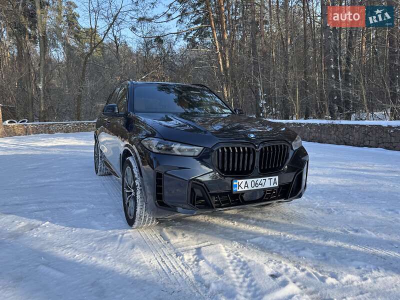 Внедорожник / Кроссовер BMW X5 2024 в Киеве