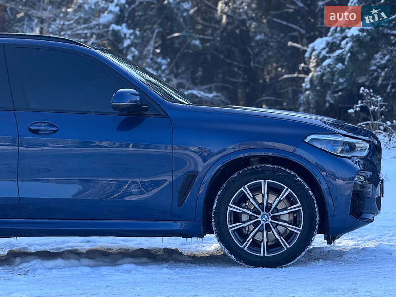 Внедорожник / Кроссовер BMW X5 2022 в Киеве