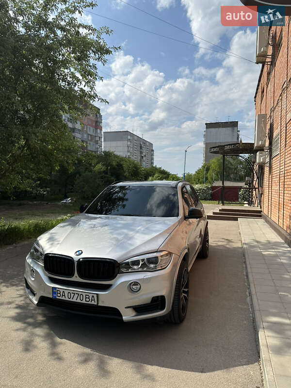 Внедорожник / Кроссовер BMW X5 2014 в Кропивницком