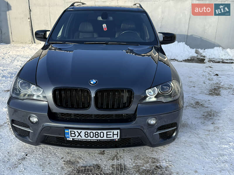 Внедорожник / Кроссовер BMW X5 2010 в Хмельницком