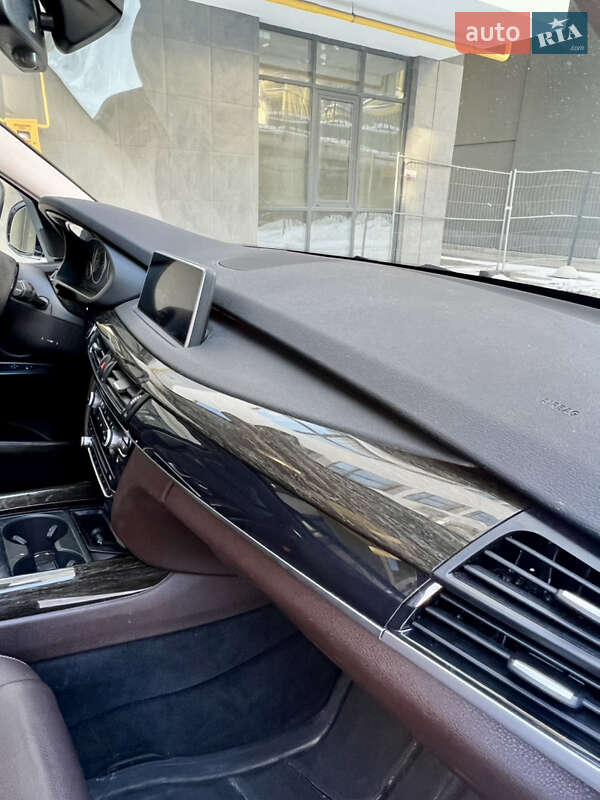 Внедорожник / Кроссовер BMW X5 2014 в Львове