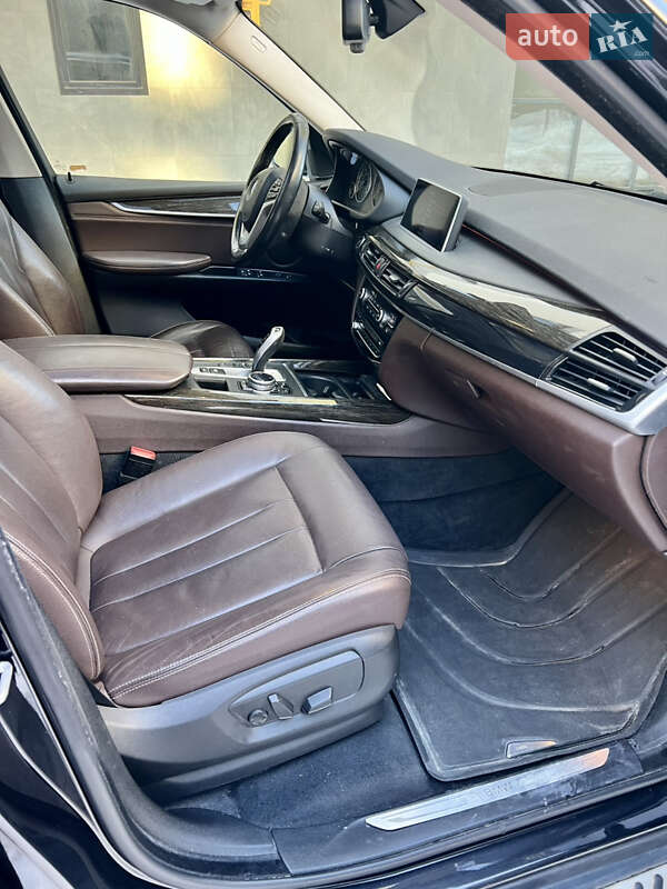 Внедорожник / Кроссовер BMW X5 2014 в Львове
