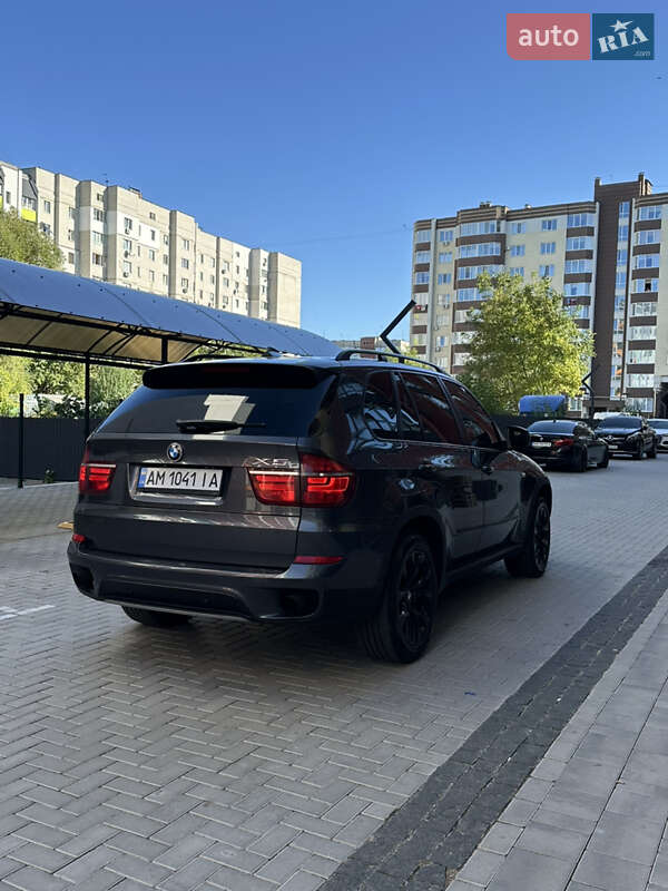 Внедорожник / Кроссовер BMW X5 2010 в Житомире