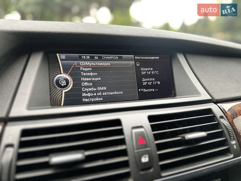 Внедорожник / Кроссовер BMW X5 2010 в Житомире