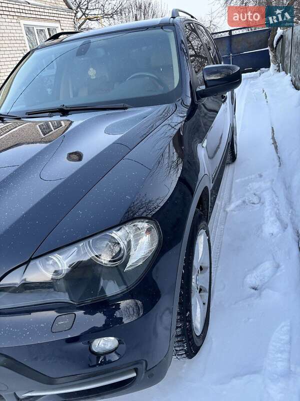 Внедорожник / Кроссовер BMW X5 2009 в Сахновщине