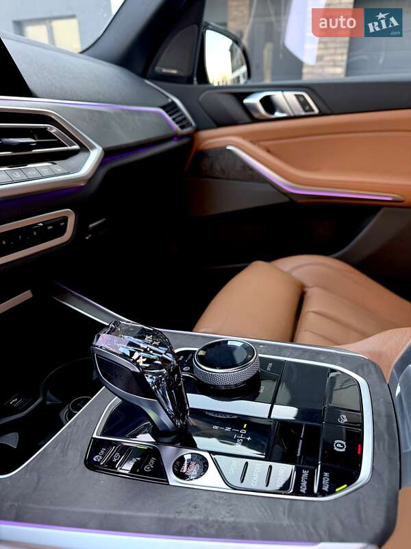 Внедорожник / Кроссовер BMW X5 2019 в Черновцах