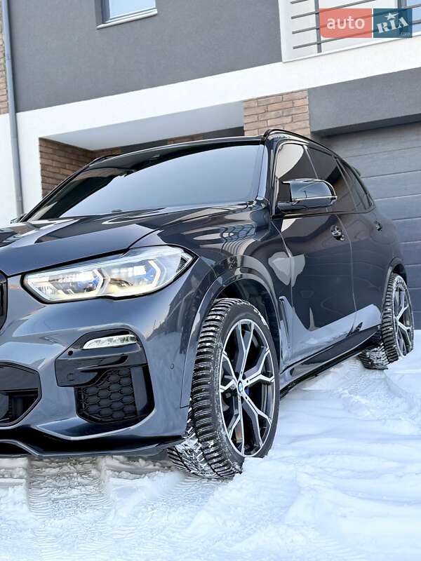 Внедорожник / Кроссовер BMW X5 2019 в Черновцах