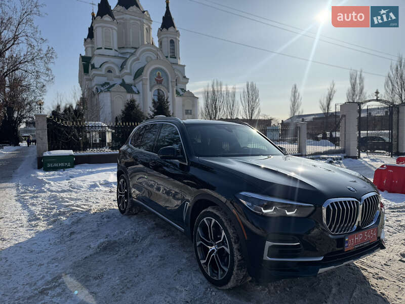 Внедорожник / Кроссовер BMW X5 2023 в Запорожье