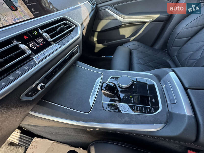 Внедорожник / Кроссовер BMW X5 2023 в Запорожье