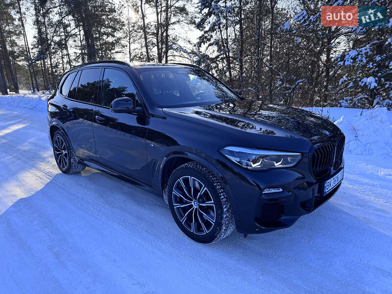 Внедорожник / Кроссовер BMW X5 2018 в Ровно