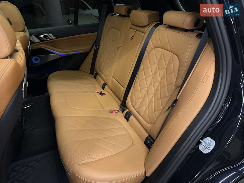 Внедорожник / Кроссовер BMW X5 2024 в Одессе