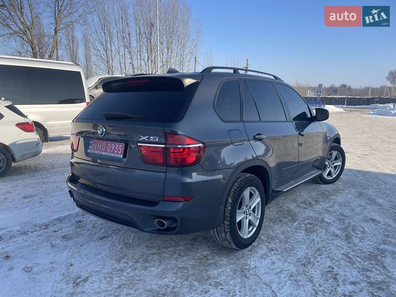 Внедорожник / Кроссовер BMW X5 2012 в Ковеле