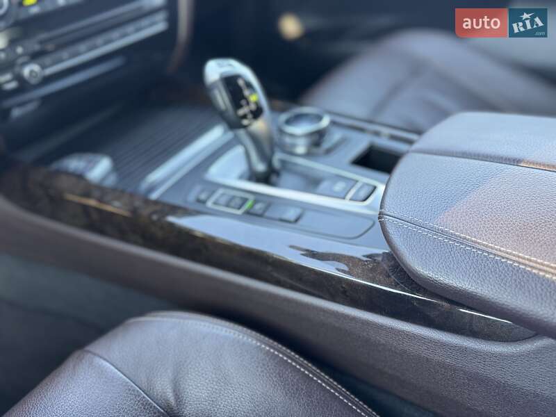 Внедорожник / Кроссовер BMW X5 2014 в Киеве