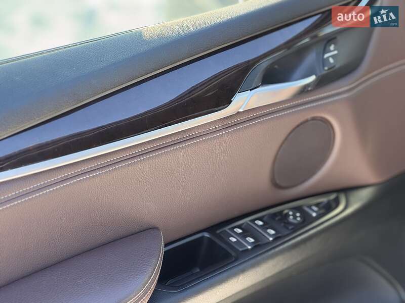 Внедорожник / Кроссовер BMW X5 2014 в Киеве