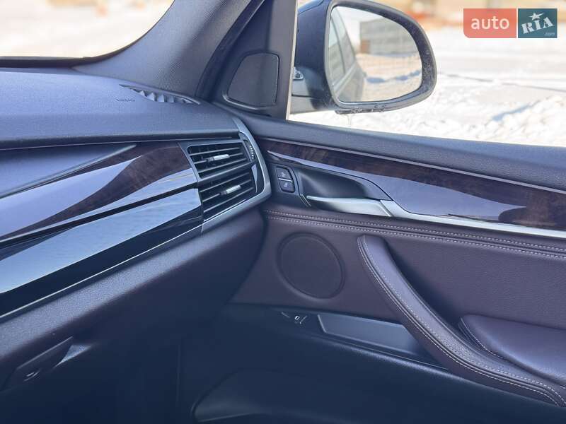 Внедорожник / Кроссовер BMW X5 2014 в Киеве