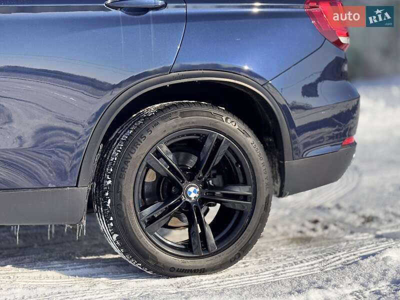 Внедорожник / Кроссовер BMW X5 2014 в Киеве