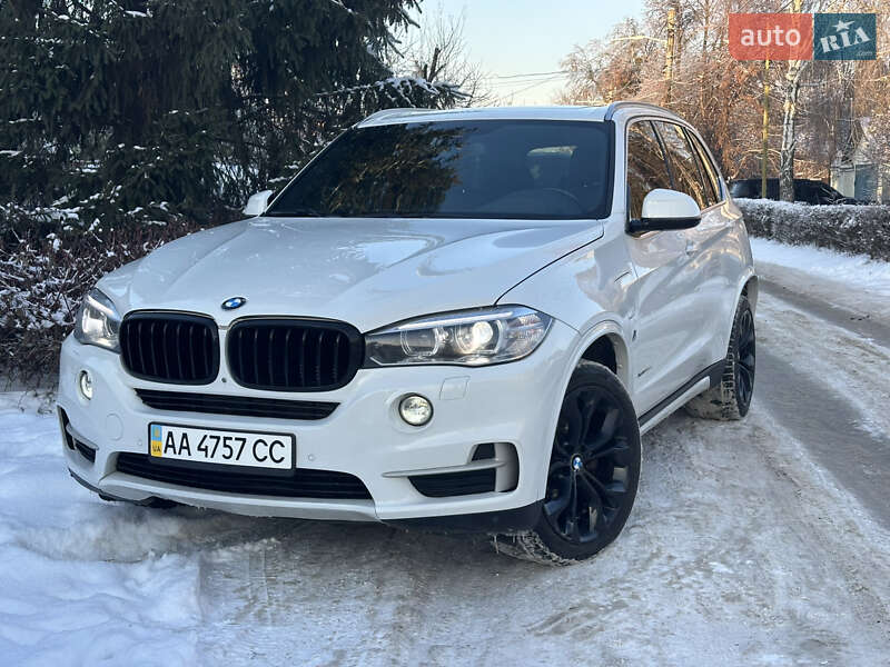 Внедорожник / Кроссовер BMW X5 2017 в Киеве