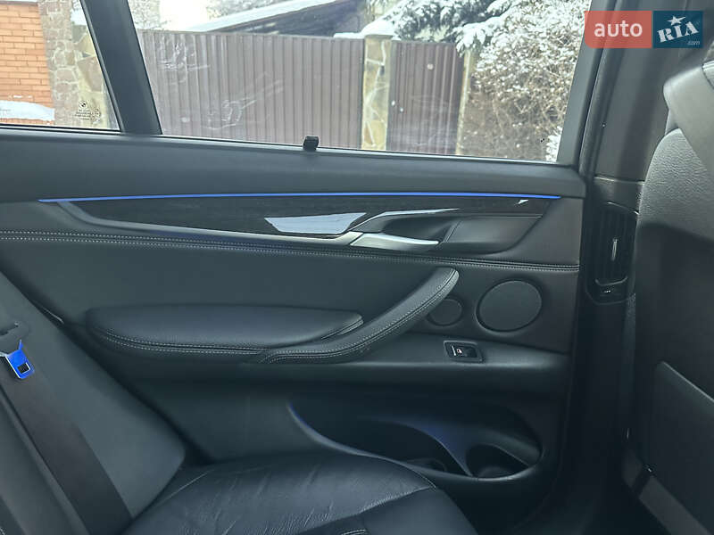 Внедорожник / Кроссовер BMW X5 2017 в Киеве