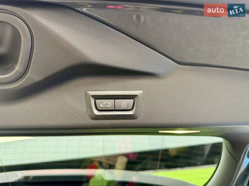 Внедорожник / Кроссовер BMW X5 2024 в Киеве