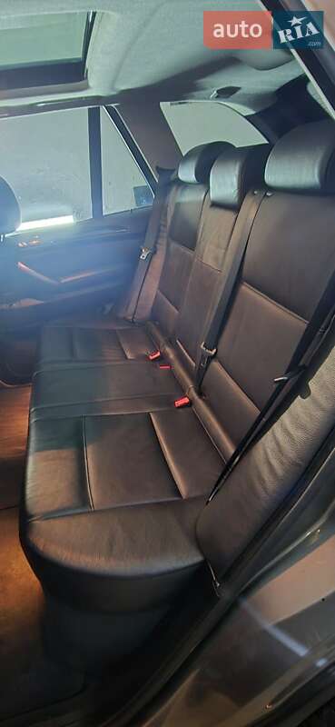 Внедорожник / Кроссовер BMW X5 2005 в Новом Роздоле