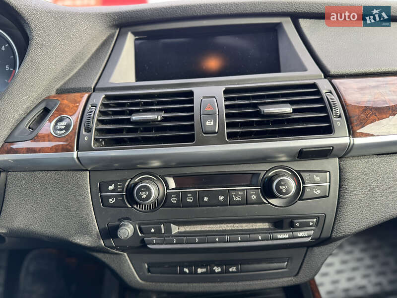 Внедорожник / Кроссовер BMW X5 2012 в Тернополе