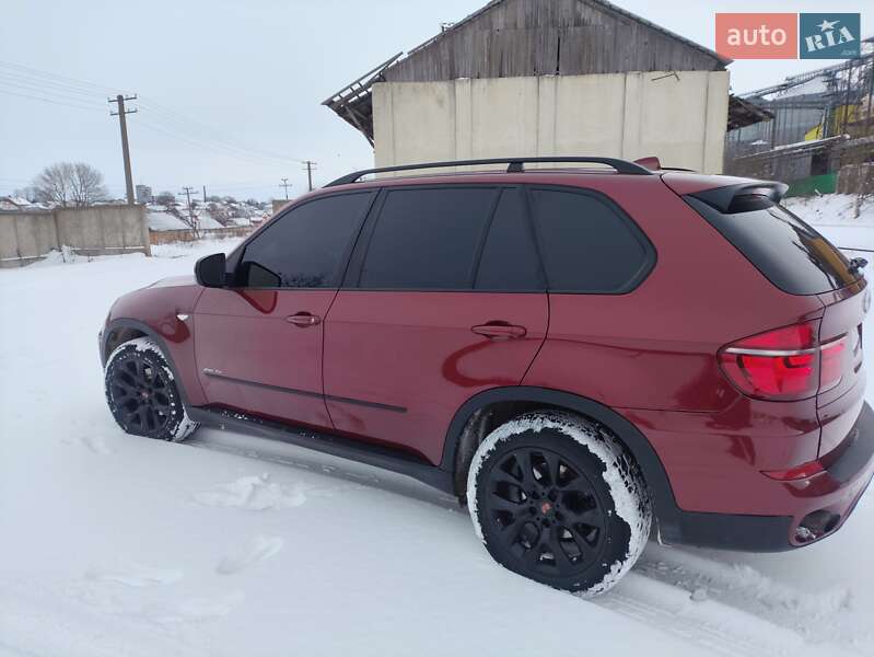 Внедорожник / Кроссовер BMW X5 2010 в Козове