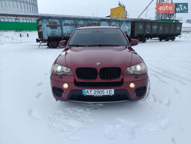 Внедорожник / Кроссовер BMW X5 2010 в Козове