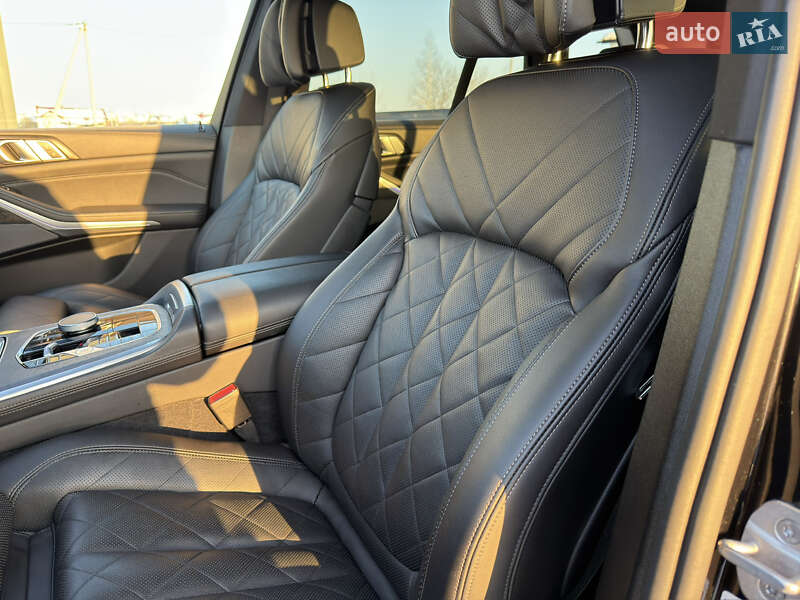 Внедорожник / Кроссовер BMW X5 2023 в Ивано-Франковске