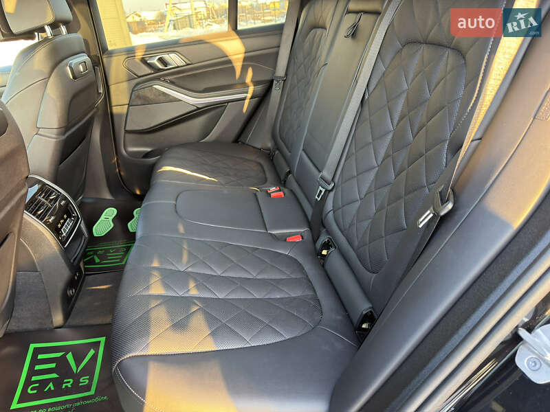 Внедорожник / Кроссовер BMW X5 2023 в Ивано-Франковске