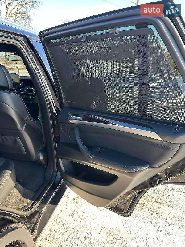 Внедорожник / Кроссовер BMW X5 2012 в Нововолынске фото 35 Внедорожник / Кроссовер BMW X5 2012 в Нововолынске