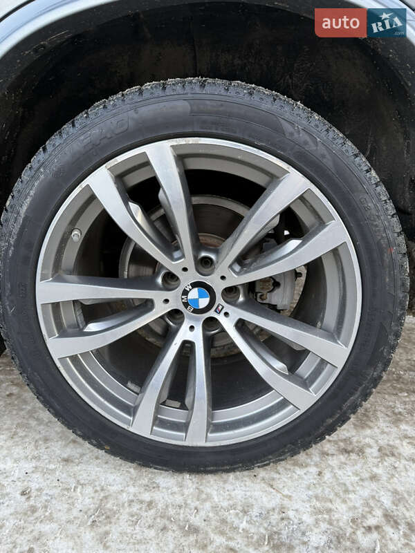 Внедорожник / Кроссовер BMW X5 2017 в Новояворовске