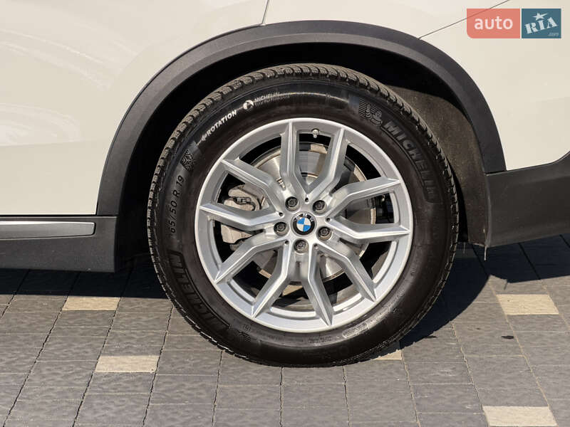 Внедорожник / Кроссовер BMW X5 2023 в Ужгороде