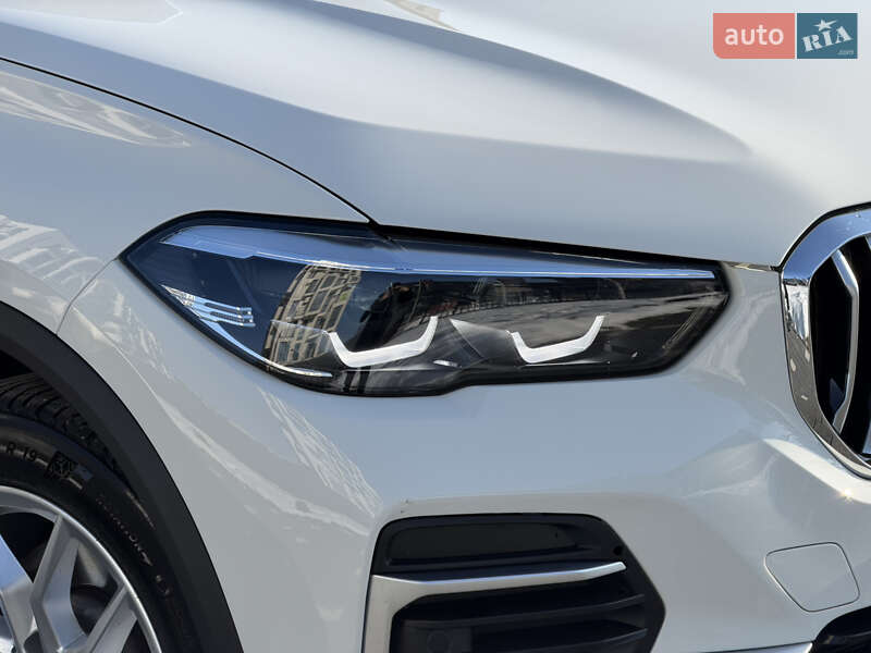 Внедорожник / Кроссовер BMW X5 2023 в Ужгороде