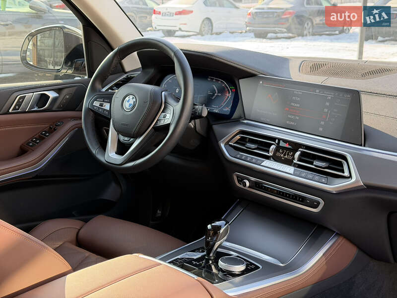 Внедорожник / Кроссовер BMW X5 2023 в Ужгороде