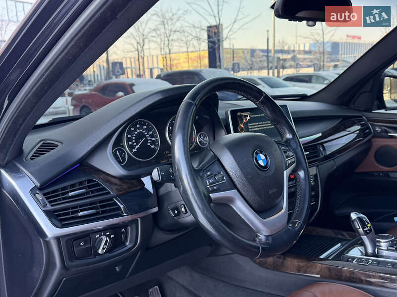 Внедорожник / Кроссовер BMW X5 2015 в Киеве