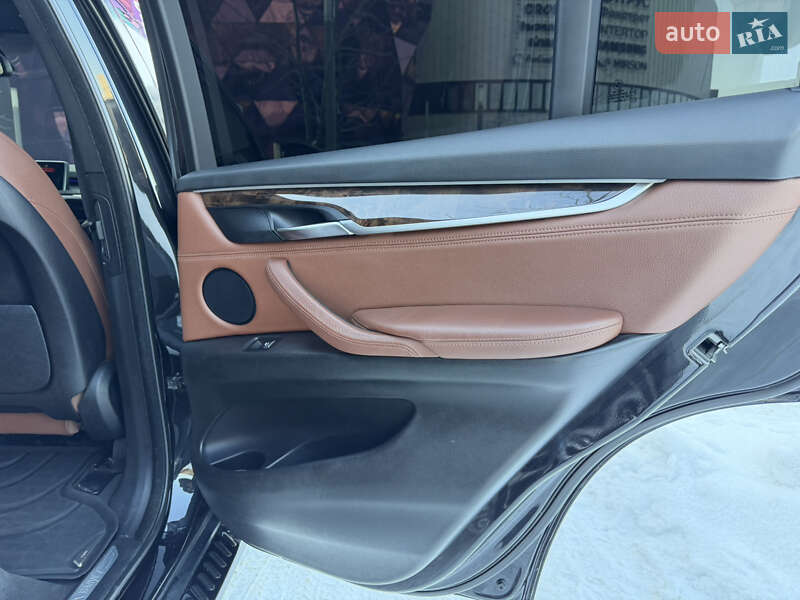 Внедорожник / Кроссовер BMW X5 2015 в Киеве