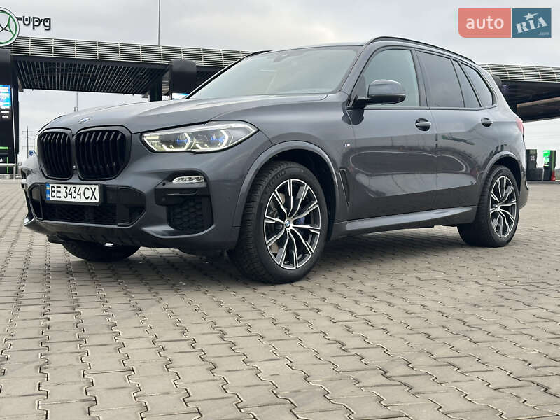 Внедорожник / Кроссовер BMW X5 2020 в Николаеве