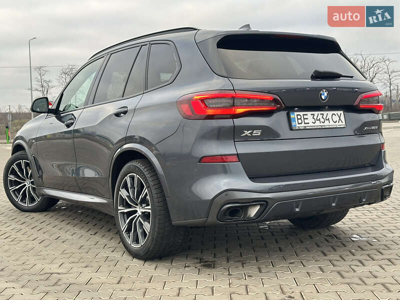 Внедорожник / Кроссовер BMW X5 2020 в Николаеве