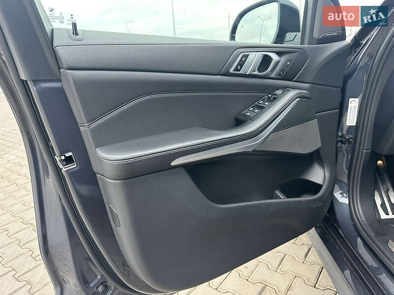 Внедорожник / Кроссовер BMW X5 2020 в Николаеве