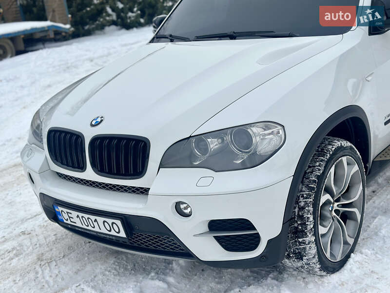 Внедорожник / Кроссовер BMW X5 2010 в Черновцах