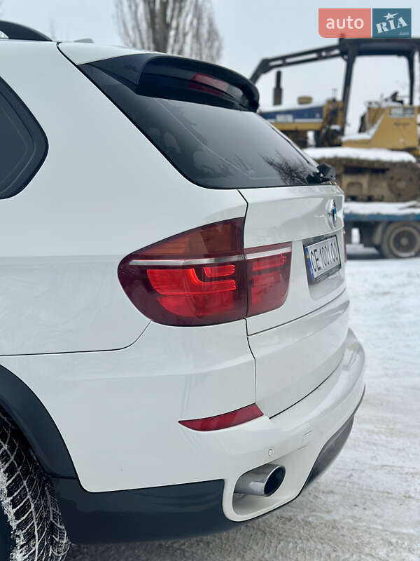 Внедорожник / Кроссовер BMW X5 2010 в Черновцах