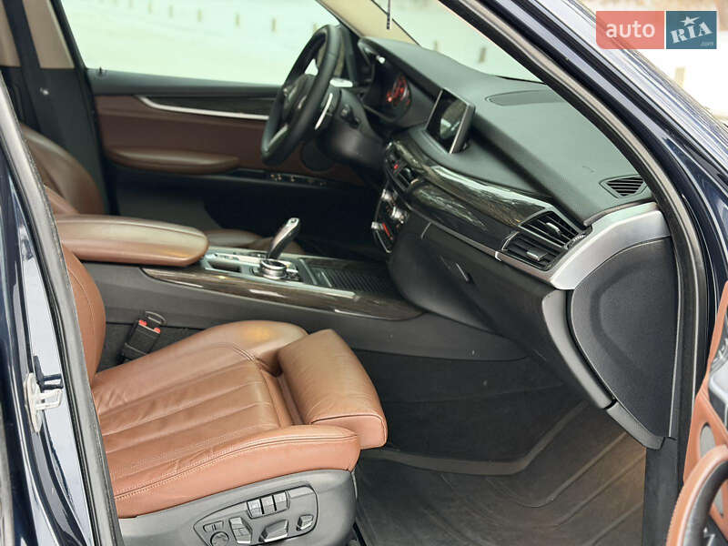 Внедорожник / Кроссовер BMW X5 2014 в Днепре