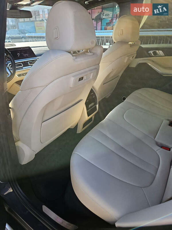 Внедорожник / Кроссовер BMW X5 2020 в Луцке