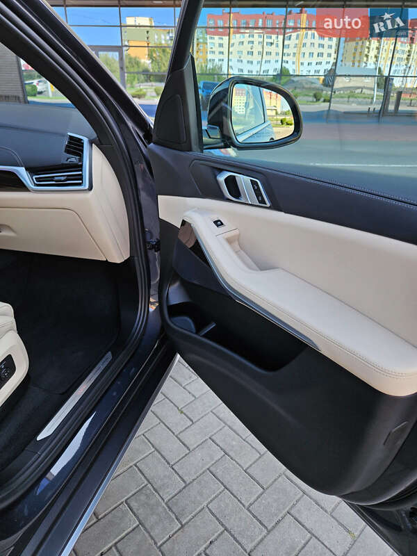 Внедорожник / Кроссовер BMW X5 2020 в Луцке